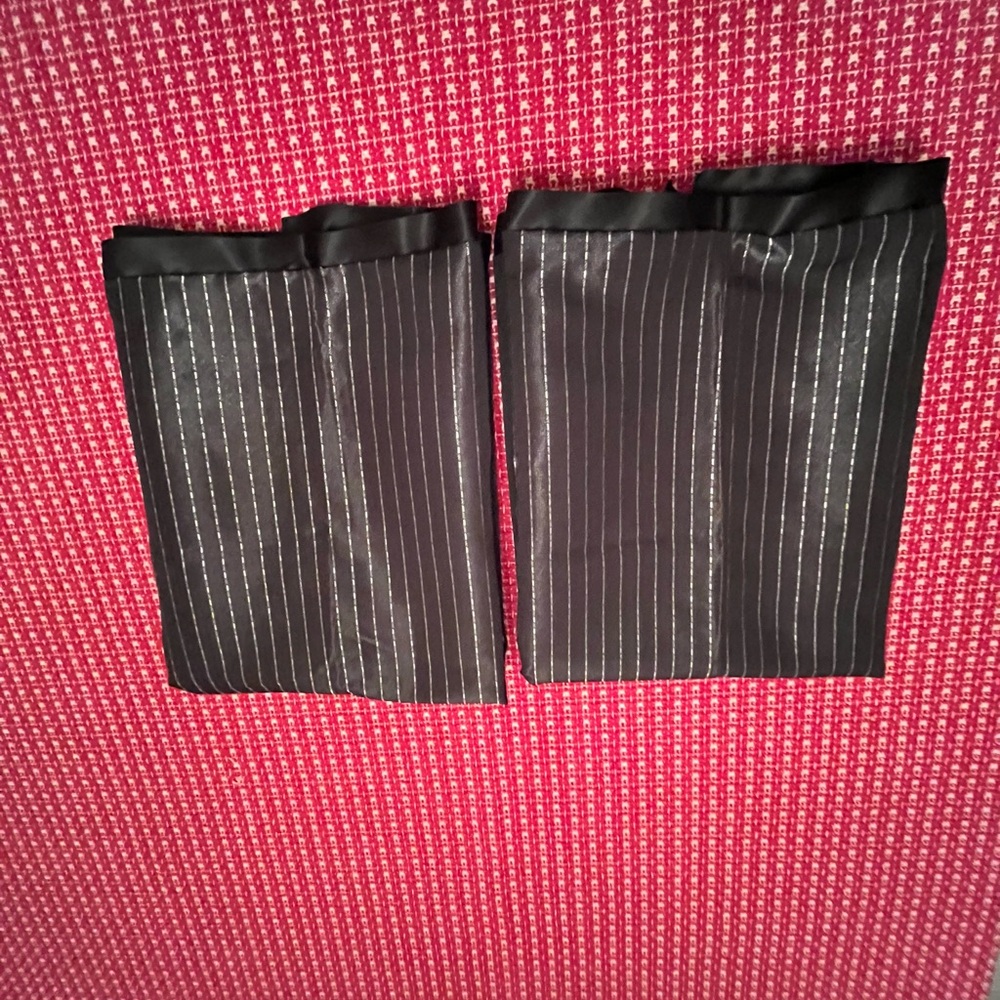 Jennifer Lopez Pair of Pillow sham/ Firm Price